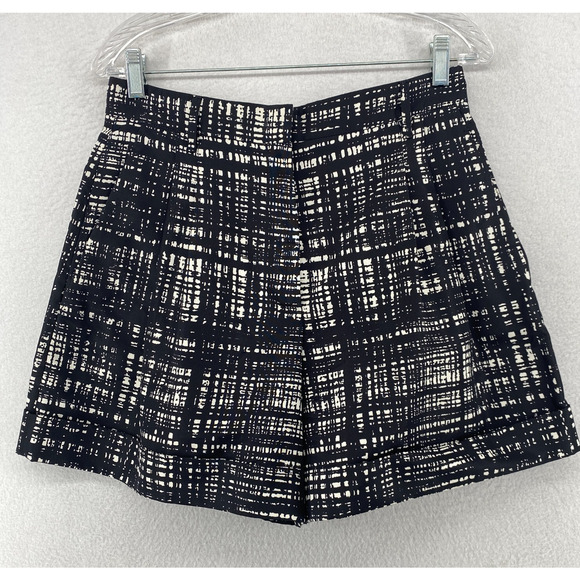 PRADA MILANO Shorts Womens 44 8 Silk Faille Pleated Printed Plaid Black White
